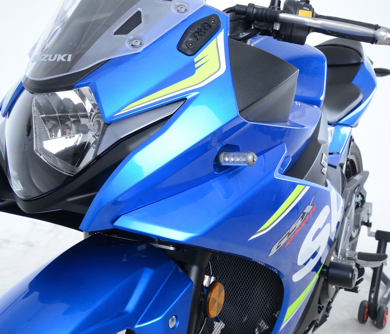 R&G Racing Front Indicator Adapters for Suzuki GSX250R '17-19 R&G Racing Front Indicator Adapters for Suzuki GSX250R '17-19